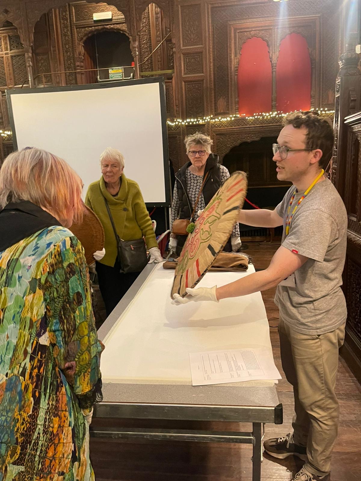 Hastings Battleaxe visits Hastings Museum while despairing of the political situation.